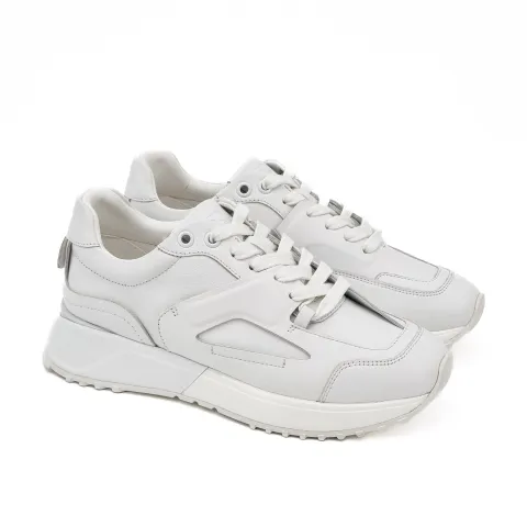 Кроссовки женские