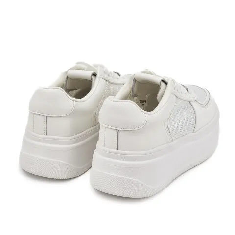 Кроссовки женские