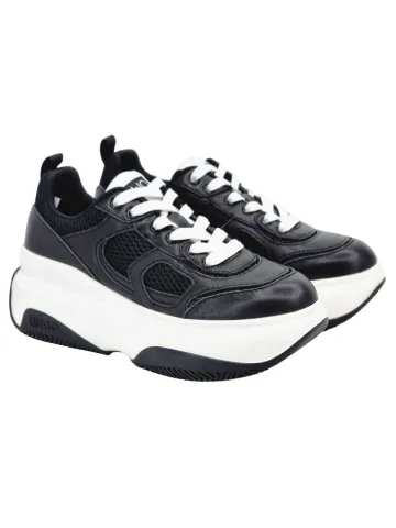 Кроссовки женские