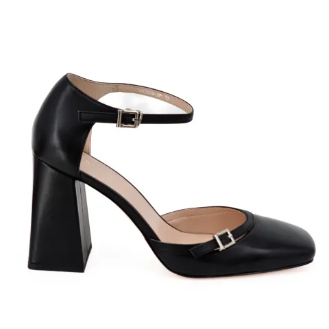 Туфли женские