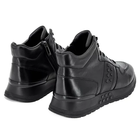 Кроссовки мужские