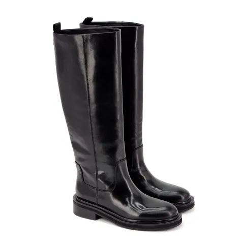 Сапоги женские