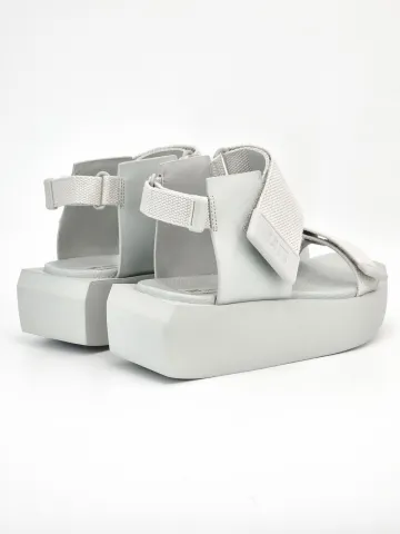 Сандалии женские