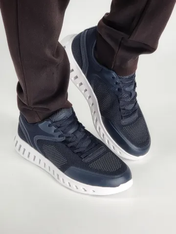 Кроссовки мужские