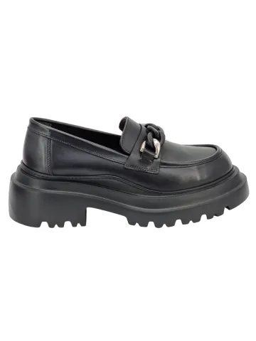 Лоферы женские