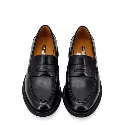 Лоферы женские