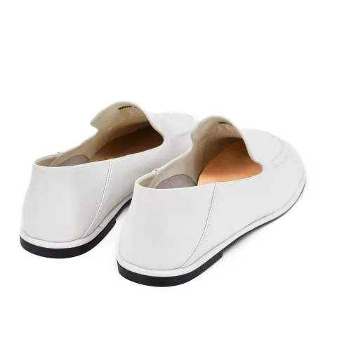 Лоферы женские