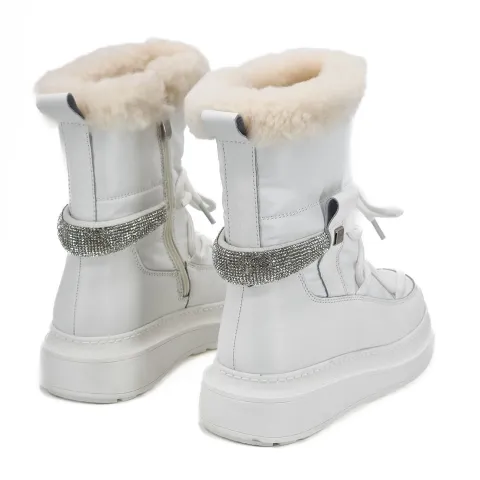 Дутики женские