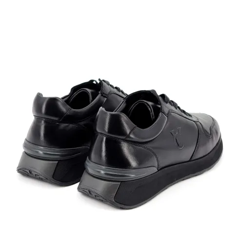 Кроссовки мужские