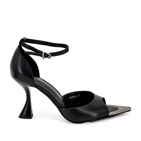 Босоножки женские