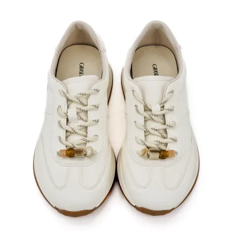 Кроссовки женские