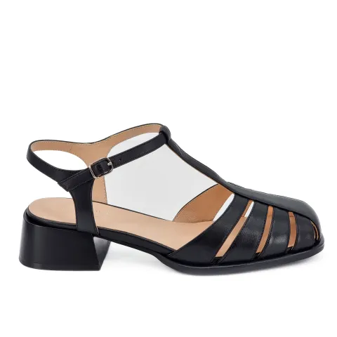 Сандалии женские