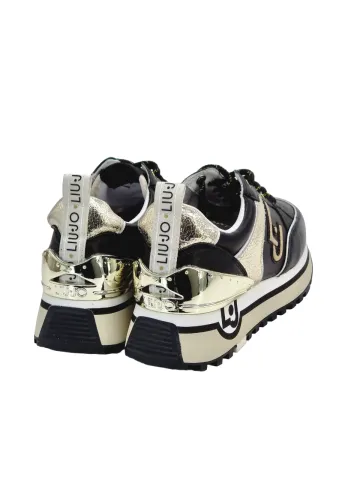 Кроссовки женские