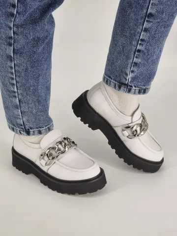 Лоферы женские