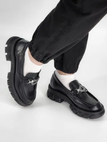 Лоферы женские