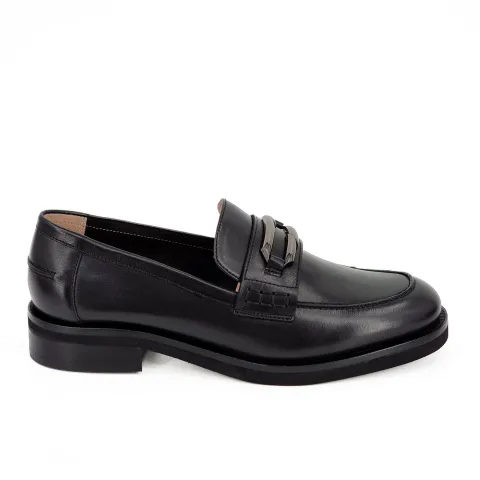 Лоферы женские