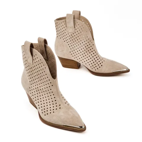 Казаки женские