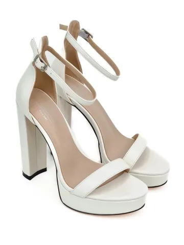 Босоножки женские