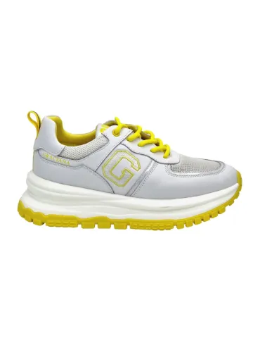 Кроссовки женские