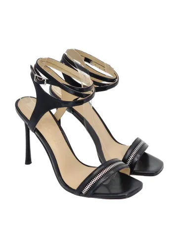 Босоножки женские