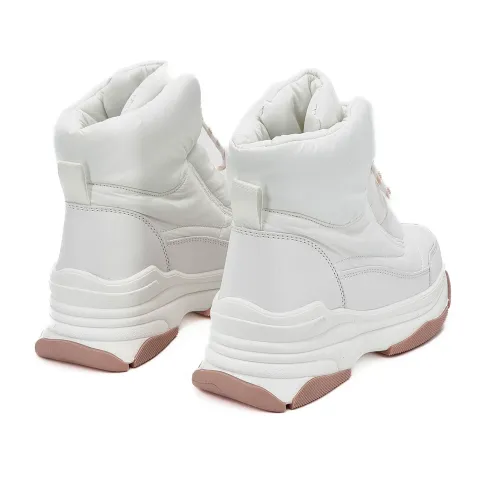 Дутики женские