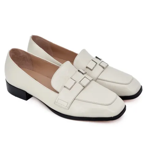 Лоферы женские