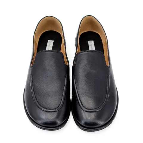 Лоферы женские