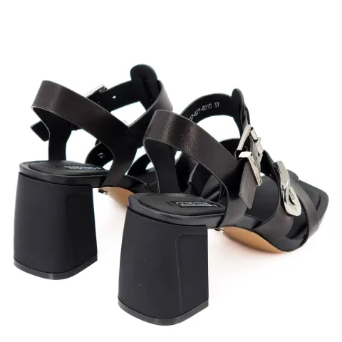 Босоножки женские