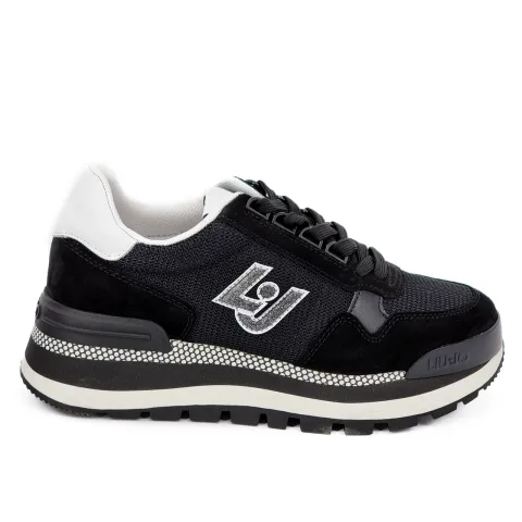 Кроссовки женские