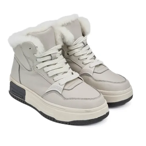 Кроссовки женские