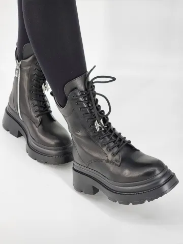 Ботинки женские