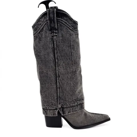 Казаки женские