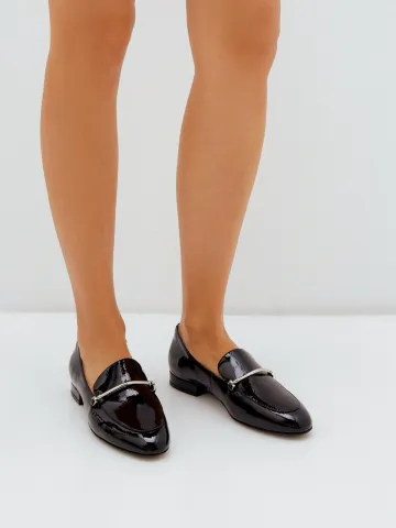 Лоферы женские