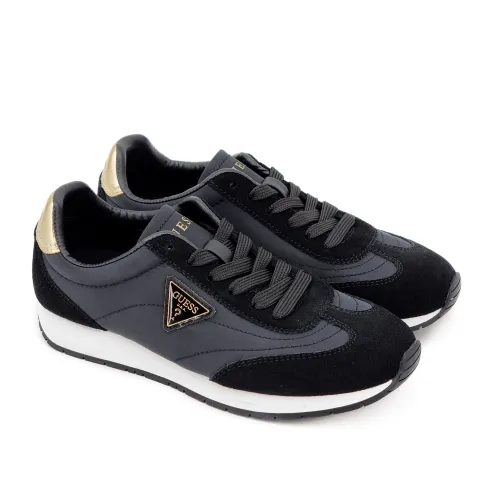 Кроссовки женские