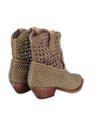 Казаки женские