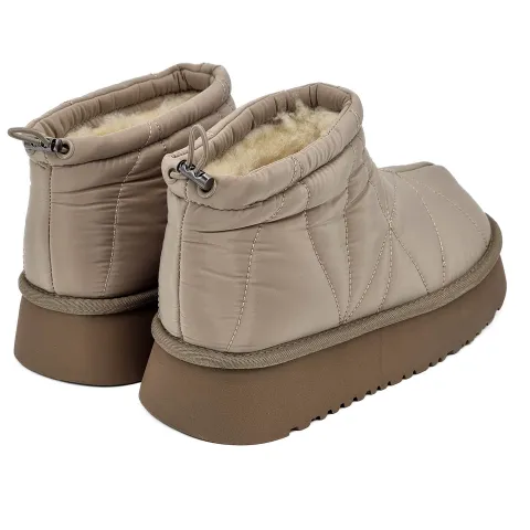 Дутики женские