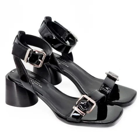 Босоножки женские