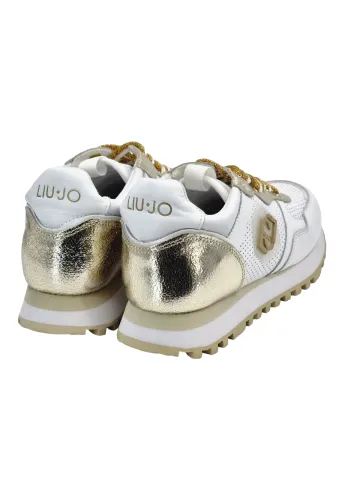 Кроссовки женские