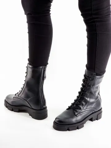 Ботинки женские