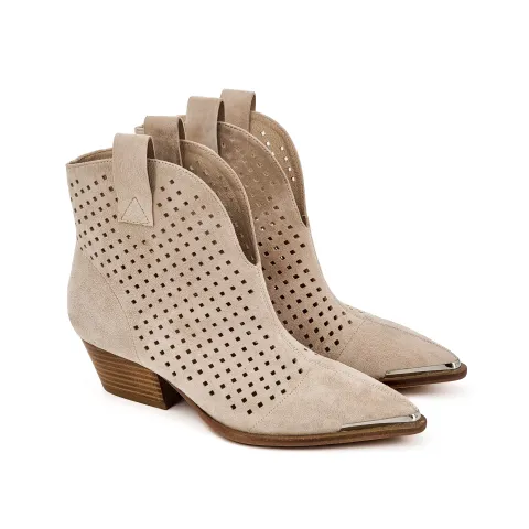 Казаки женские