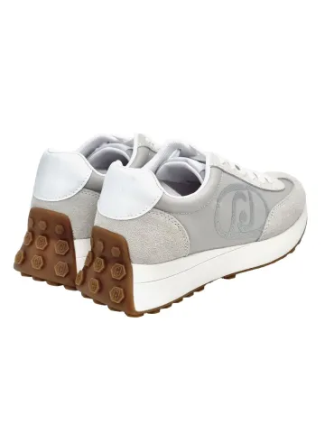 Кроссовки женские