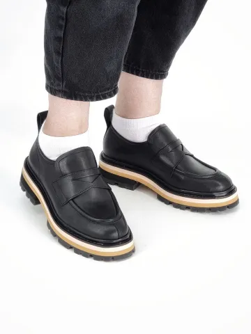 Лоферы женские