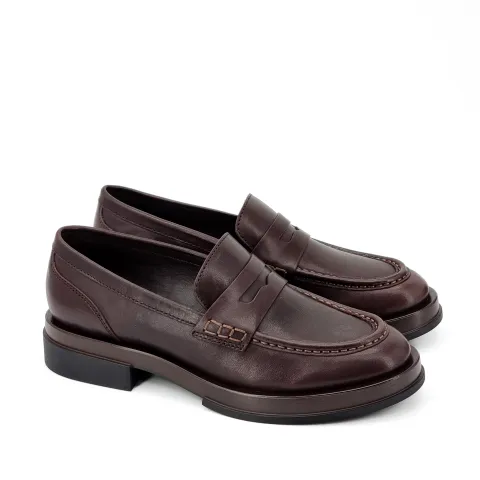 Лоферы женские