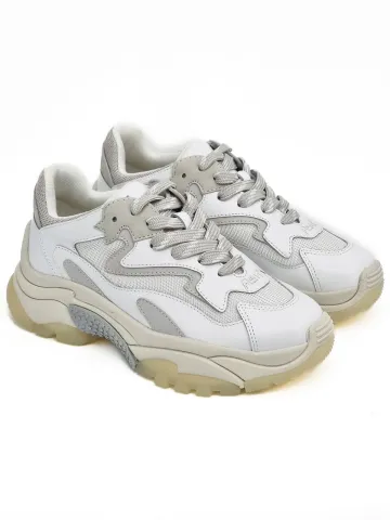 Кроссовки женские