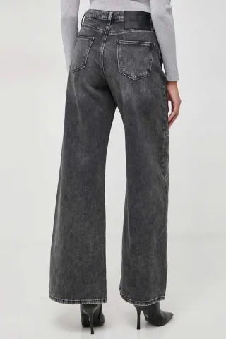 Джинсы женские