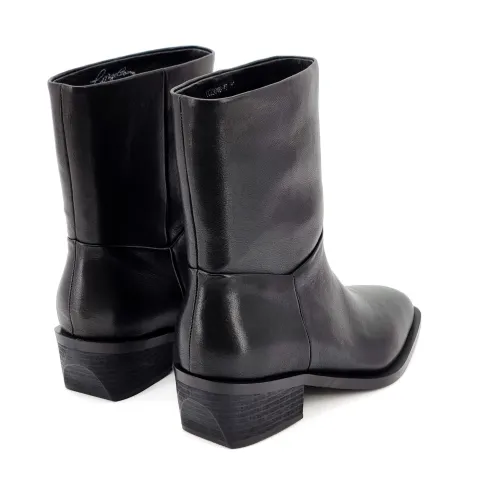 Казаки женские