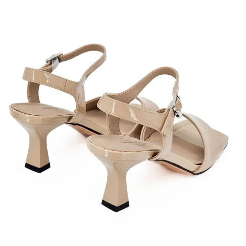 Босоножки женские