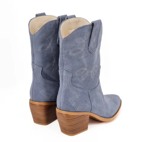 Казаки женские