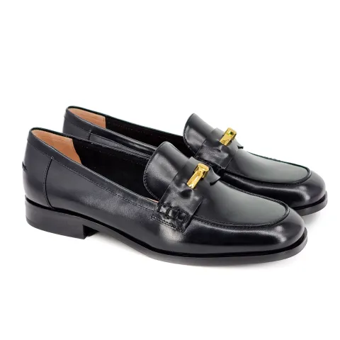 Лоферы женские