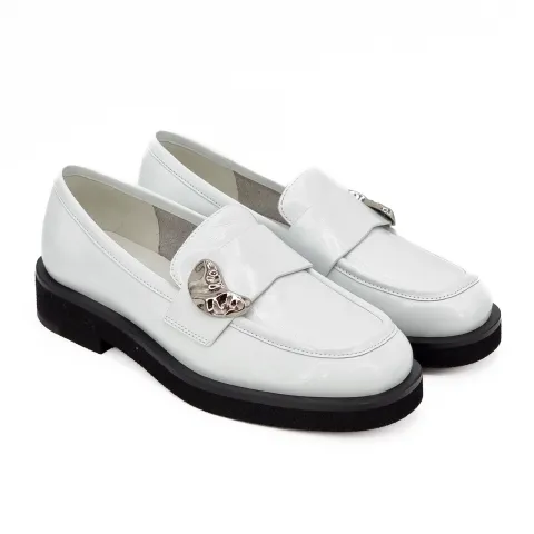 Лоферы женские